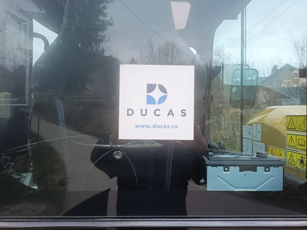 Máy xúc bánh xích CATERPILLAR 303 ECR: hình 16 Máy xúc bánh xích CATERPILLAR 303 ECR: hình 16