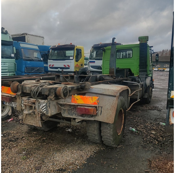 Scania 82-H - Xe chở container/ Xe tải hoán đổi thân: hình 5 Scania 82-H - Xe chở container/ Xe tải hoán đổi thân: hình 5