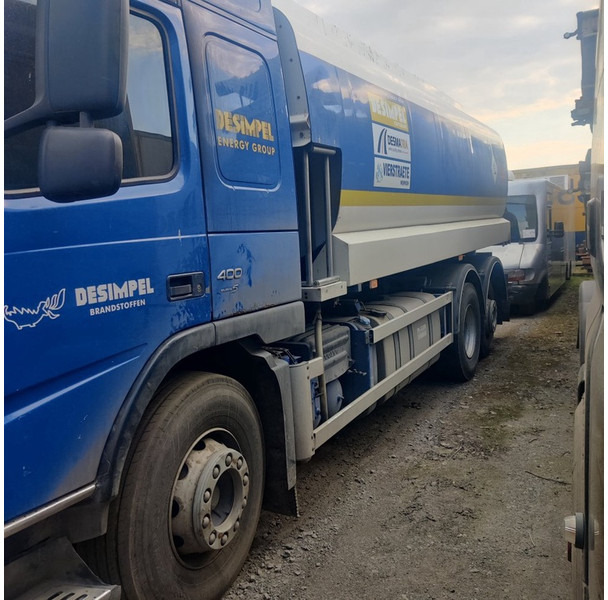 Volvo FM-400 - Xe bồn: hình 2 Volvo FM-400 - Xe bồn: hình 2