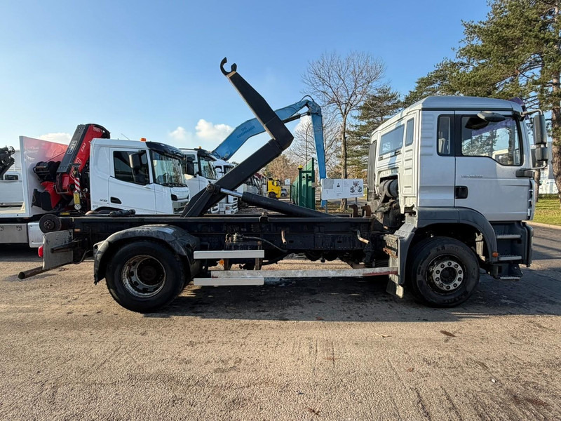 MAN TGA 18.350 4x2 19T HOOKLIFT / ABROLLKIPPER / GANCHO / AMPLIROL - EURO 3 - AS TRONIC AUTOMATIC - Xe tải nâng móc: hình 4 MAN TGA 18.350 4x2 19T HOOKLIFT / ABROLLKIPPER / GANCHO / AMPLIROL - EURO 3 - AS TRONIC AUTOMATIC - Xe tải nâng móc: hình 4