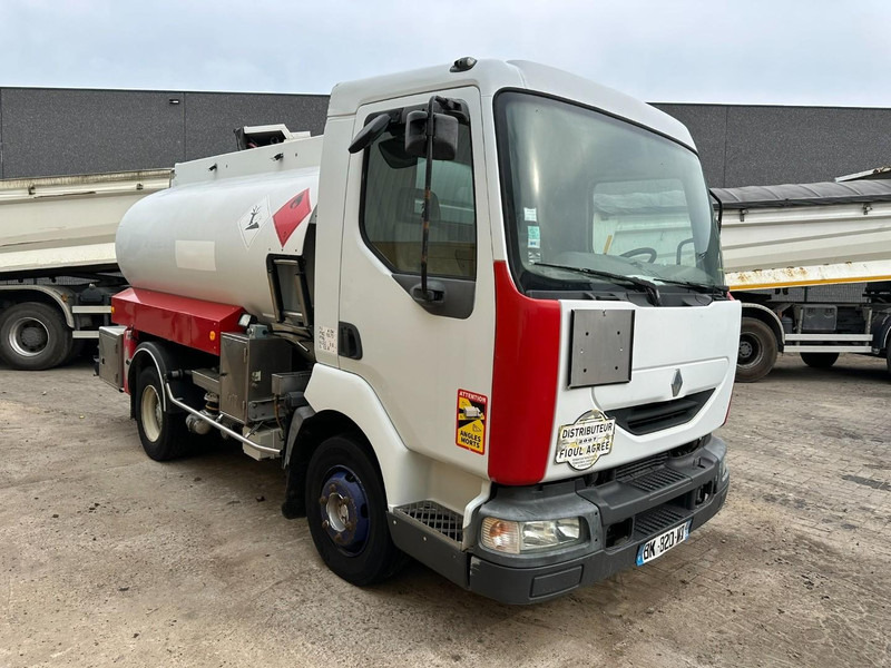 Renault MIDLUM 150 FUEL TANKER / CITERNE MAZOUT - 6500L - 3 COMPARTIMENTS - *ENGINE PROBLEM* - Xe bồn: hình 2 Renault MIDLUM 150 FUEL TANKER / CITERNE MAZOUT - 6500L - 3 COMPARTIMENTS - *ENGINE PROBLEM* - Xe bồn: hình 2
