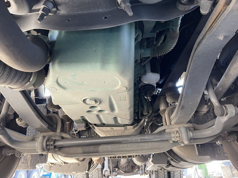Xe đầu kéo Volvo FH 460 LNG GAS ADR - ACC - Dynamic Steering - I-park Cool - Lane Keeping Support - collision warning - leather - ... BE Truck: hình 16