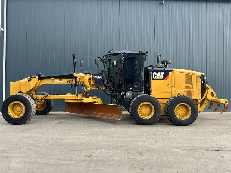 Cat 140M3 - Máy san: hình 2 Cat 140M3 - Máy san: hình 2