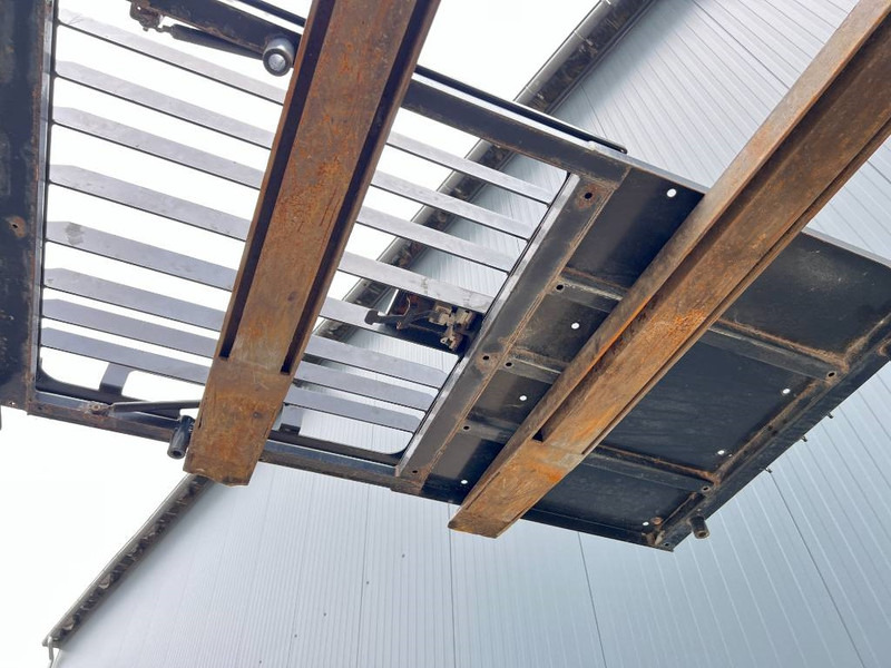 Cat 313E / M315F / 320F / 323E / 325F / 329E / 330F / - Cabin và nội thất cho Máy móc xây dựng: hình 3 Cat 313E / M315F / 320F / 323E / 325F / 329E / 330F / - Cabin và nội thất cho Máy móc xây dựng: hình 3