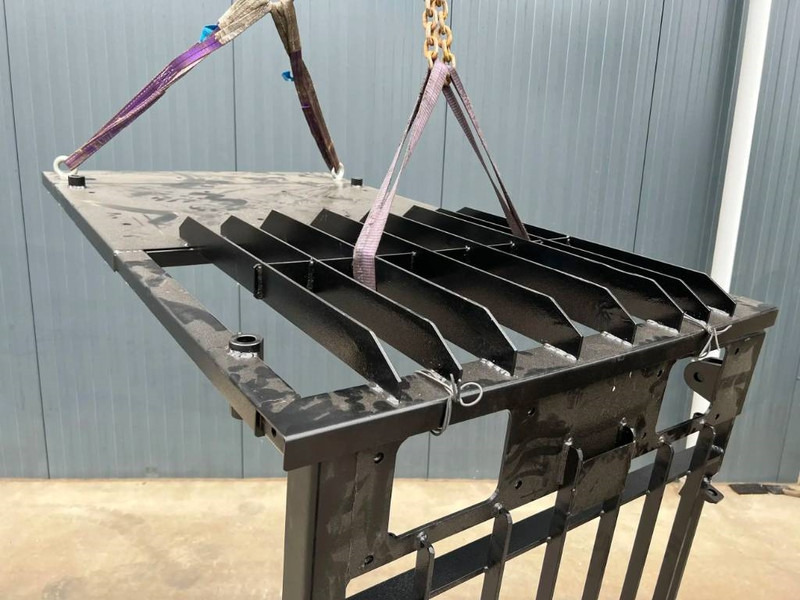 Cat 323D Guard - Cabin và nội thất cho Máy móc xây dựng: hình 2 Cat 323D Guard - Cabin và nội thất cho Máy móc xây dựng: hình 2