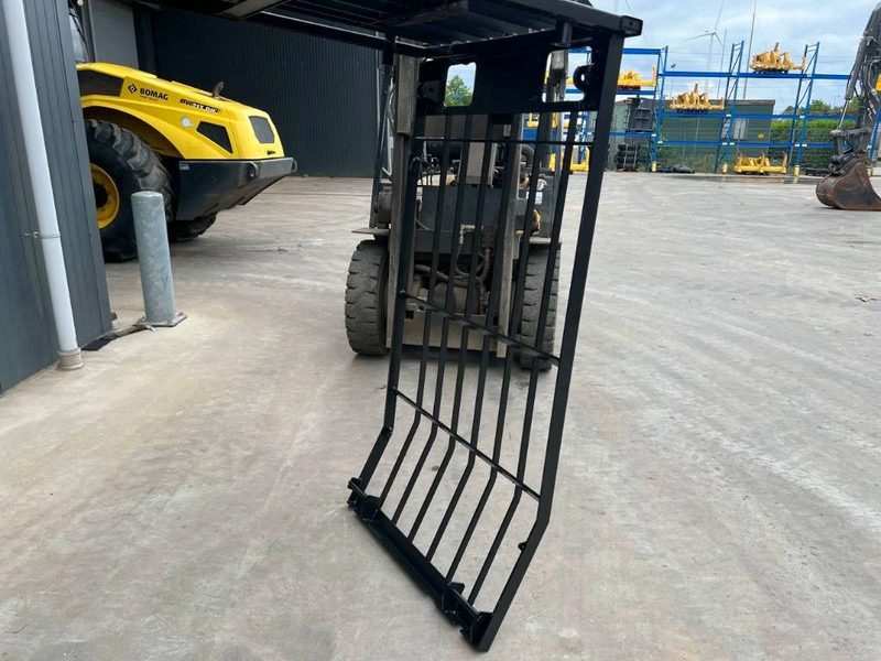 Cat 329D Guard - Cabin và nội thất cho Máy móc xây dựng: hình 3 Cat 329D Guard - Cabin và nội thất cho Máy móc xây dựng: hình 3