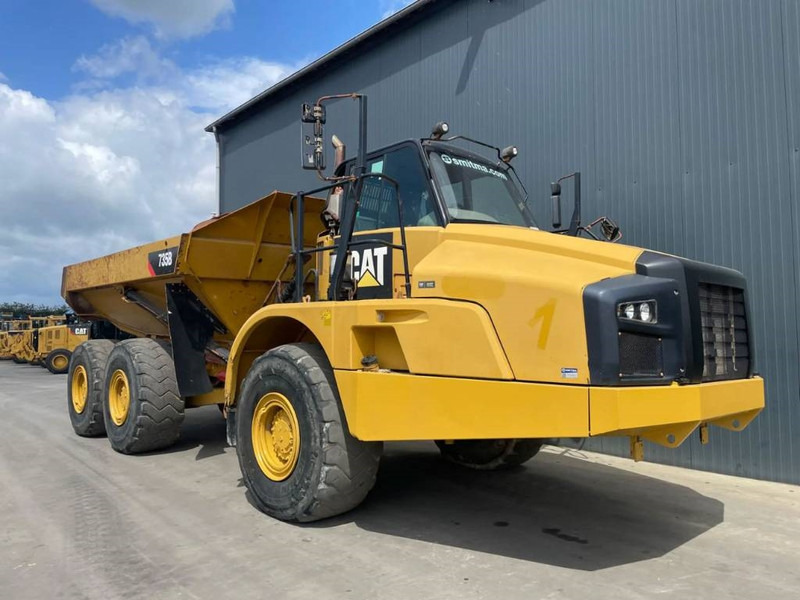Cat 735 | 735B - Xe ben đổ có khớp nối: hình 3 Cat 735 | 735B - Xe ben đổ có khớp nối: hình 3