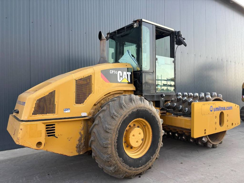Cat CP74 - Máy lăn: hình 3 Cat CP74 - Máy lăn: hình 3