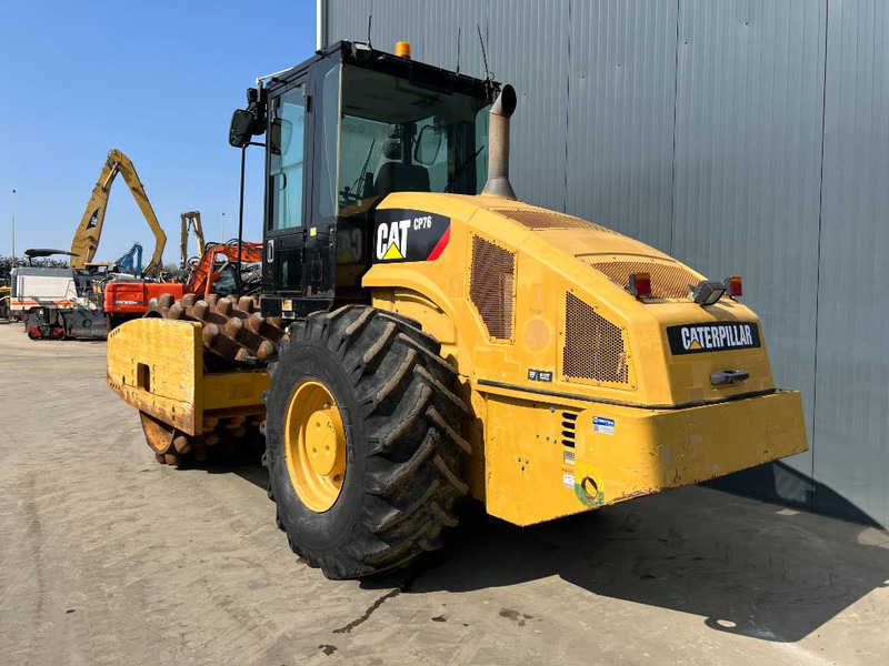 Cat CP76 - Máy lăn: hình 3 Cat CP76 - Máy lăn: hình 3
