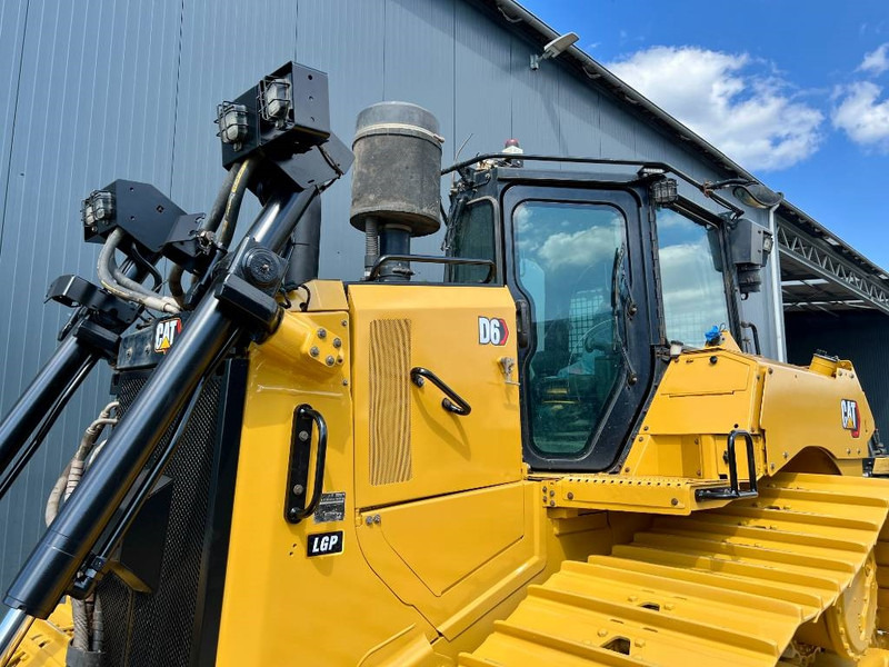 Cat D6 LGP - CE - Máy ủi: hình 5 Cat D6 LGP - CE - Máy ủi: hình 5