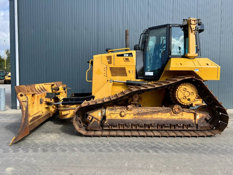 Cat D6N LGP - Máy ủi: hình 2 Cat D6N LGP - Máy ủi: hình 2