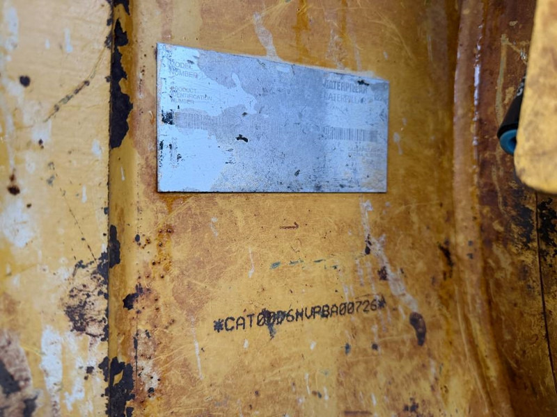 Cat D6N LGP - Máy ủi: hình 5 Cat D6N LGP - Máy ủi: hình 5