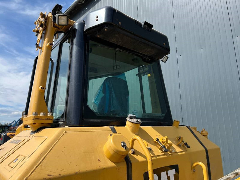 Cat D6N XL - Foldable Blade - Máy ủi: hình 5 Cat D6N XL - Foldable Blade - Máy ủi: hình 5