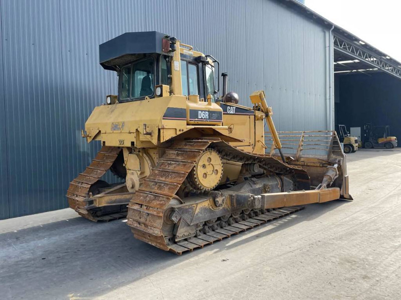 Cat D6R LGP - Máy ủi: hình 4 Cat D6R LGP - Máy ủi: hình 4