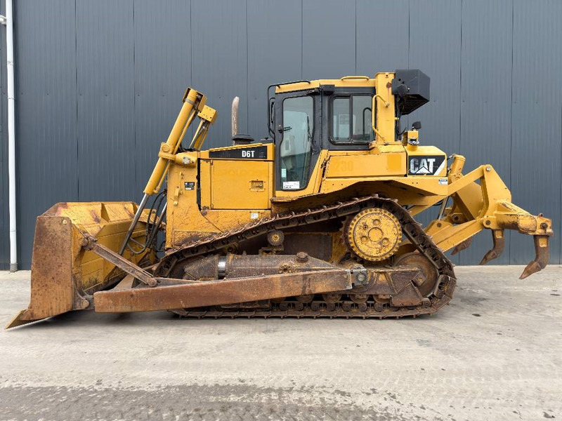 Cat D6T XL - Máy ủi: hình 2 Cat D6T XL - Máy ủi: hình 2