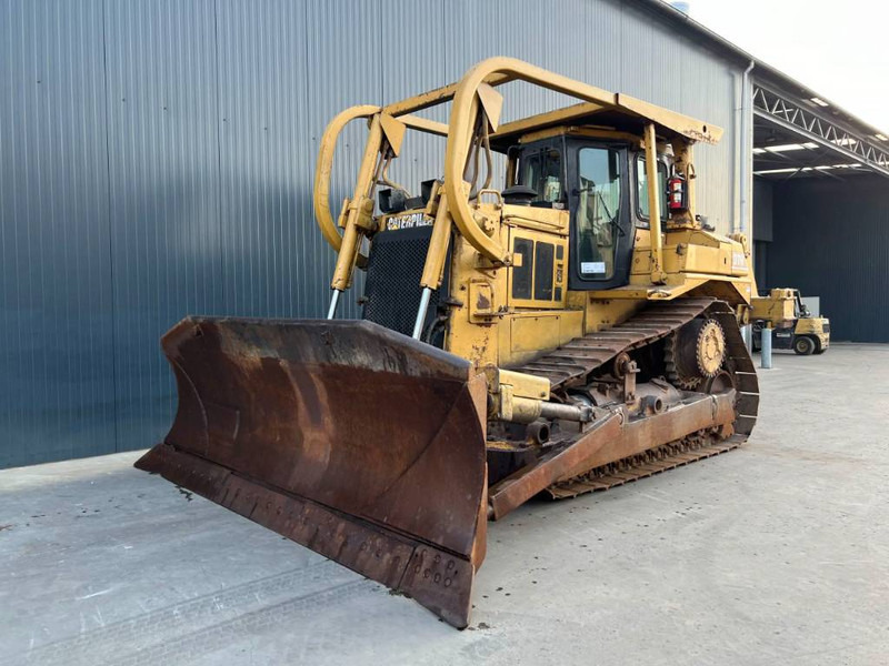 Cat D7H - Máy ủi: hình 1 Cat D7H - Máy ủi: hình 1