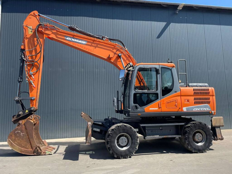 Doosan DX170W-5 - Máy xúc bánh lốp: hình 5 Doosan DX170W-5 - Máy xúc bánh lốp: hình 5