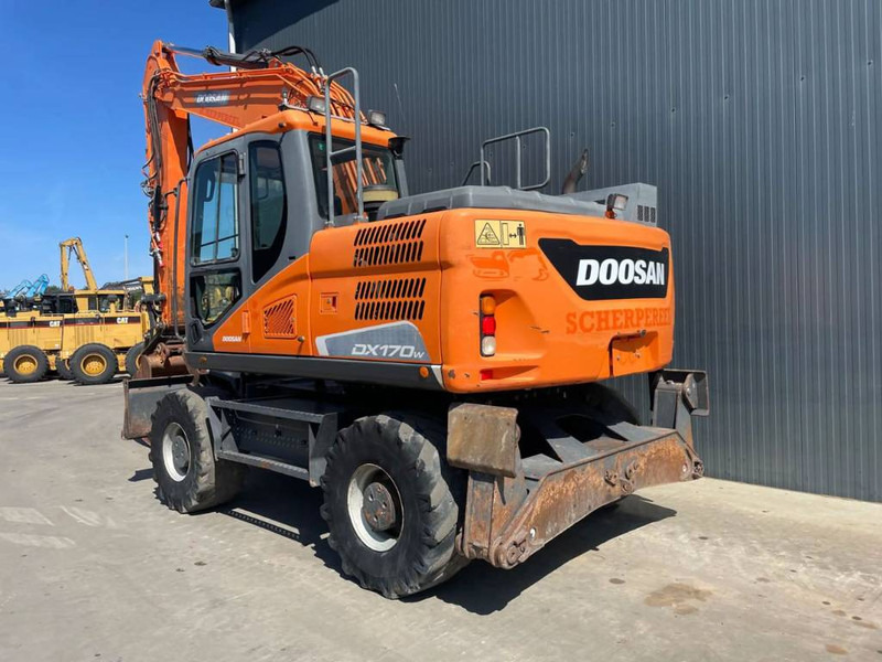 Doosan DX170W-5 - Máy xúc bánh lốp: hình 2 Doosan DX170W-5 - Máy xúc bánh lốp: hình 2