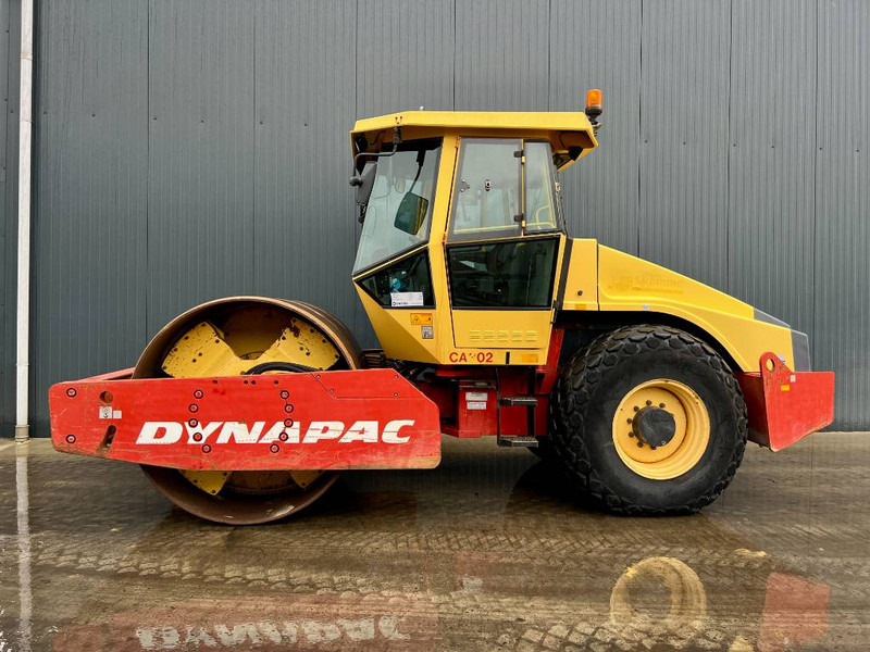 Dynapac CA302D - Máy lăn: hình 2 Dynapac CA302D - Máy lăn: hình 2
