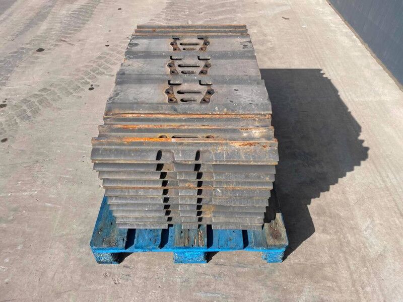 Hyundai R210 / R215 / R220 / R235 / R250 / R260 - Khung/ Sườn cho Máy móc xây dựng: hình 3 Hyundai R210 / R215 / R220 / R235 / R250 / R260 - Khung/ Sườn cho Máy móc xây dựng: hình 3