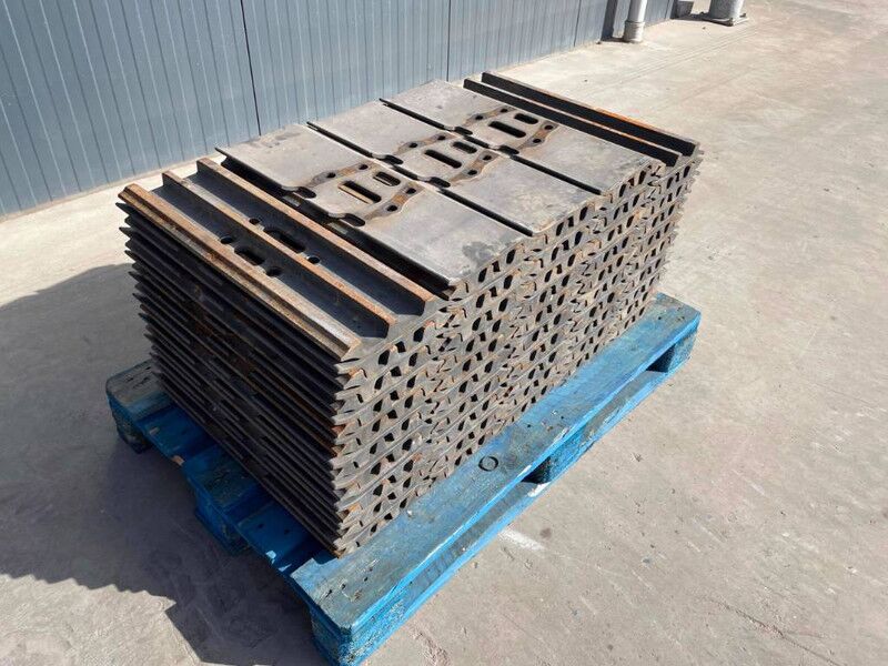Hyundai R210 / R215 / R220 / R235 / R250 / R260 - Khung/ Sườn cho Máy móc xây dựng: hình 1 Hyundai R210 / R215 / R220 / R235 / R250 / R260 - Khung/ Sườn cho Máy móc xây dựng: hình 1
