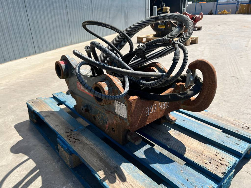 OilQuick OQ60 - 311F / 313F / 315F - Bộ ghép nhanh cho Máy móc xây dựng: hình 3 OilQuick OQ60 - 311F / 313F / 315F - Bộ ghép nhanh cho Máy móc xây dựng: hình 3