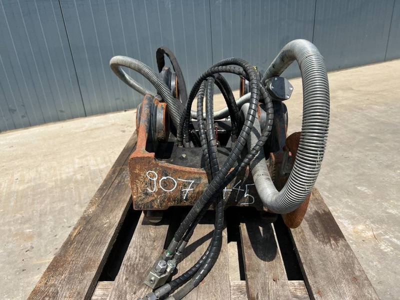 OilQuick OQ65 - M314F / M316F / M318F - Bộ ghép nhanh cho Máy móc xây dựng: hình 2 OilQuick OQ65 - M314F / M316F / M318F - Bộ ghép nhanh cho Máy móc xây dựng: hình 2