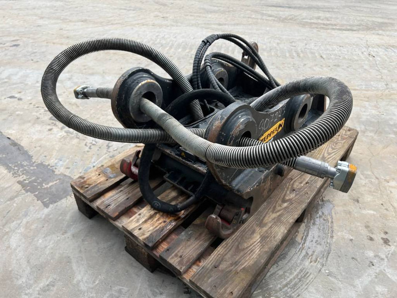 OilQuick OQ70/55 - 320E / 325F - Bộ ghép nhanh cho Máy móc xây dựng: hình 5 OilQuick OQ70/55 - 320E / 325F - Bộ ghép nhanh cho Máy móc xây dựng: hình 5