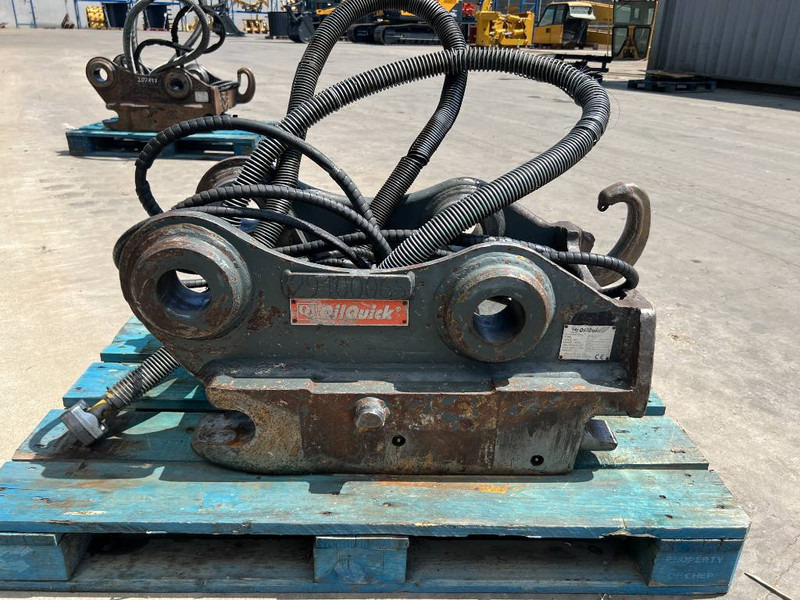 OilQuick OQ70/55 - 323E - Bộ ghép nhanh cho Máy móc xây dựng: hình 4 OilQuick OQ70/55 - 323E - Bộ ghép nhanh cho Máy móc xây dựng: hình 4