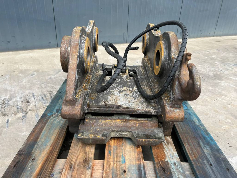 SMP S70 - 320D - Bộ ghép nhanh cho Máy móc xây dựng: hình 2 SMP S70 - 320D - Bộ ghép nhanh cho Máy móc xây dựng: hình 2
