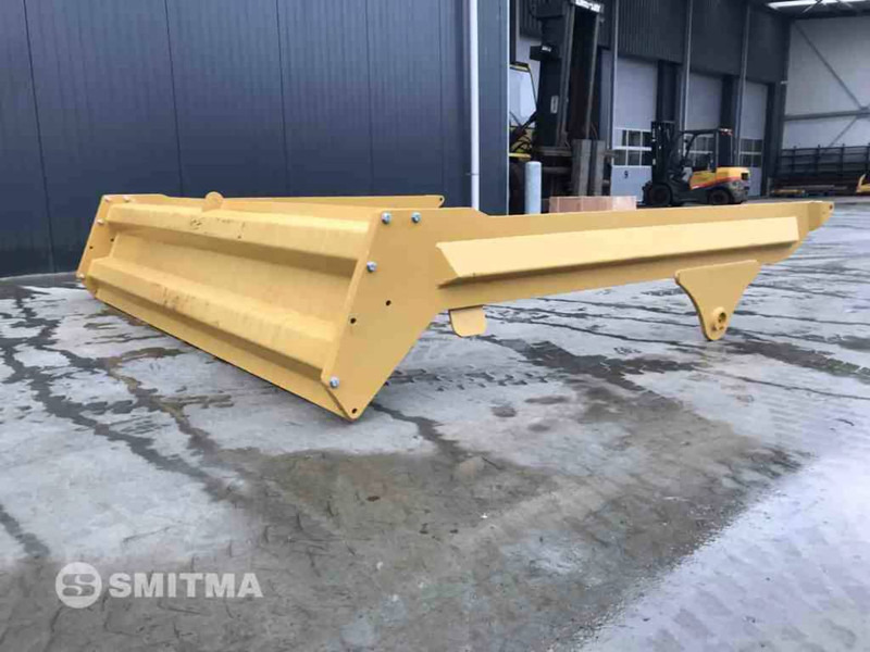 Volvo A35E - Nâng đuôi cho Máy móc xây dựng: hình 4 Volvo A35E - Nâng đuôi cho Máy móc xây dựng: hình 4