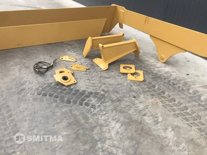 Volvo A40D - Nâng đuôi cho Máy móc xây dựng: hình 5 Volvo A40D - Nâng đuôi cho Máy móc xây dựng: hình 5