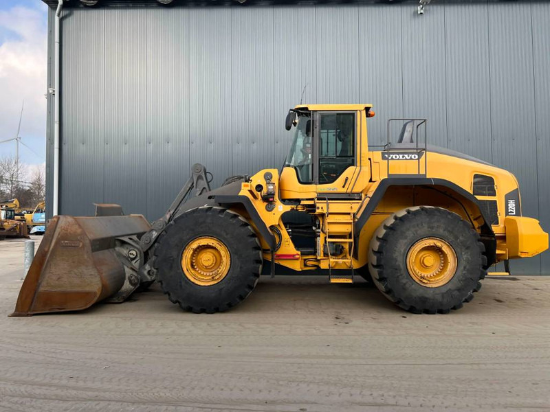 Volvo L220H - Máy xúc lật bánh lốp: hình 5 Volvo L220H - Máy xúc lật bánh lốp: hình 5