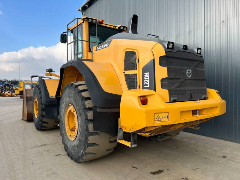 Volvo L220H - Máy xúc lật bánh lốp: hình 2 Volvo L220H - Máy xúc lật bánh lốp: hình 2