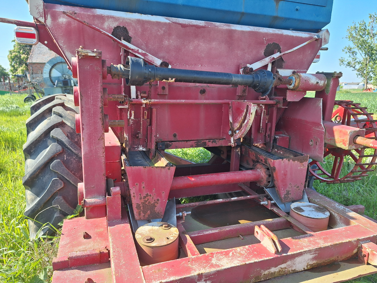 BREDAL B4 - Máy rải phân bón: hình 5 BREDAL B4 - Máy rải phân bón: hình 5