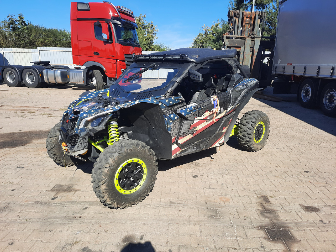 CAN-AM Maverick X3 XDS z homologacją - ATV/ Xe 4 bánh: hình 3 CAN-AM Maverick X3 XDS z homologacją - ATV/ Xe 4 bánh: hình 3