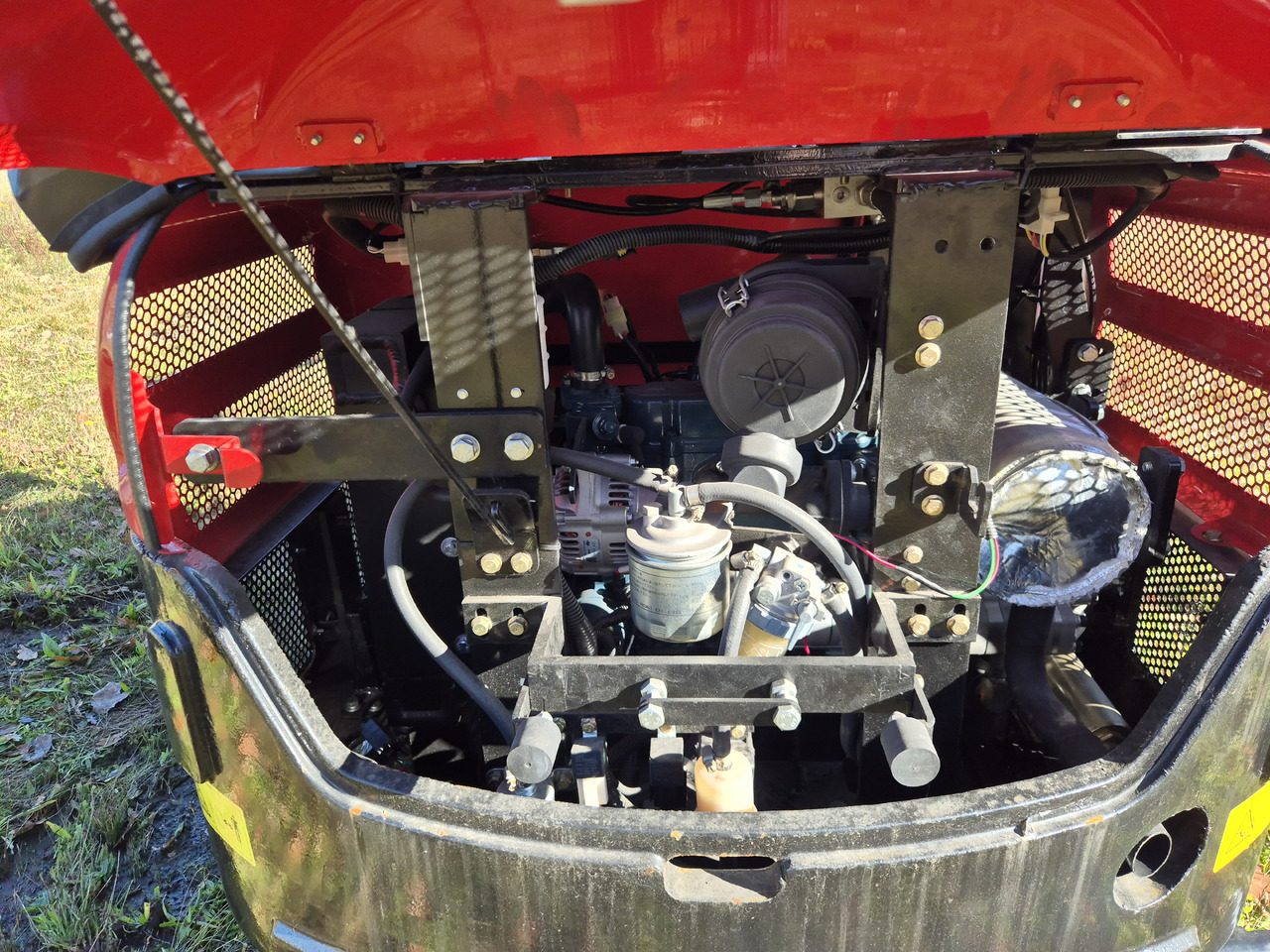 EXCAVATOR TRADER AT20 powered by KUBOTA d902 - Máy xúc mini: hình 5 EXCAVATOR TRADER AT20 powered by KUBOTA d902 - Máy xúc mini: hình 5