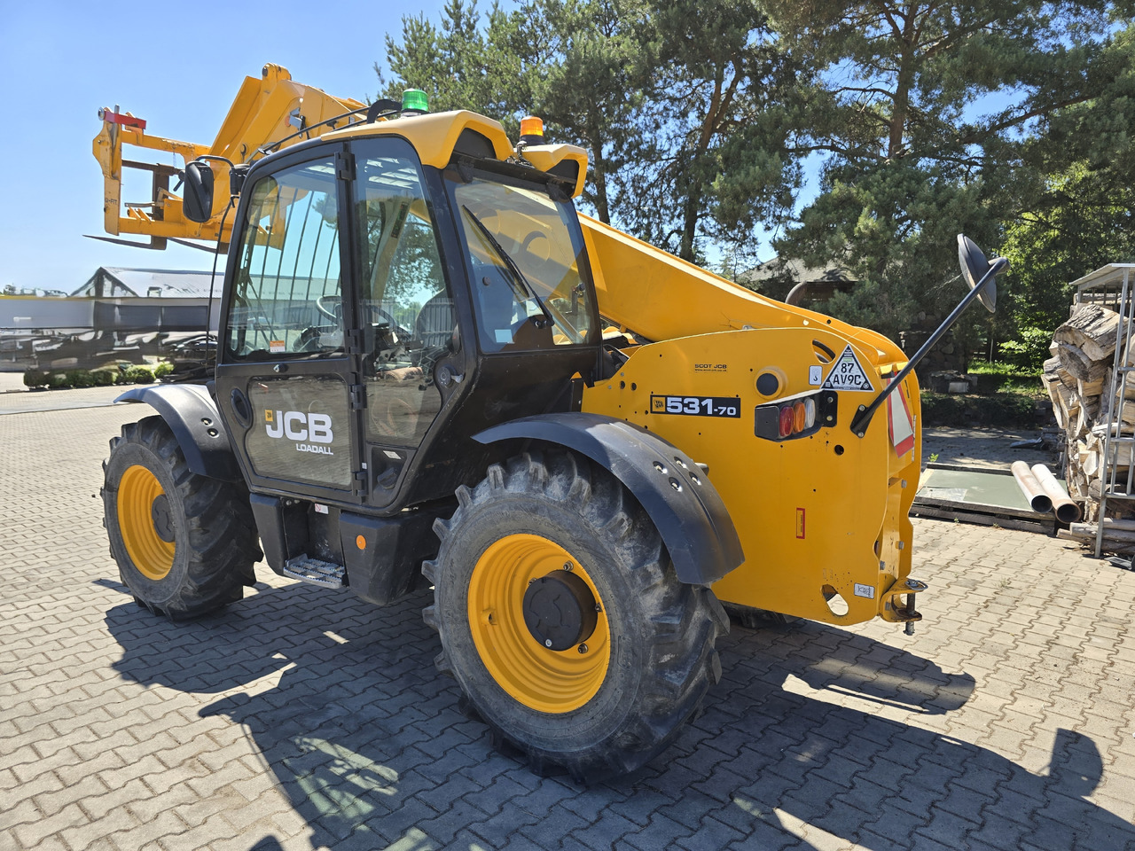 JCB 531-70 - Máy xúc lật bánh lốp: hình 4 JCB 531-70 - Máy xúc lật bánh lốp: hình 4