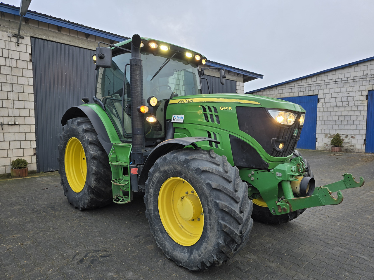 JOHN DEERE 6140R - Máy cày: hình 1 JOHN DEERE 6140R - Máy cày: hình 1