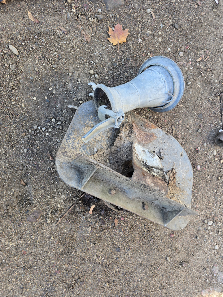 Jako 14000 - Máy rải phân dạng lỏng: hình 3 Jako 14000 - Máy rải phân dạng lỏng: hình 3