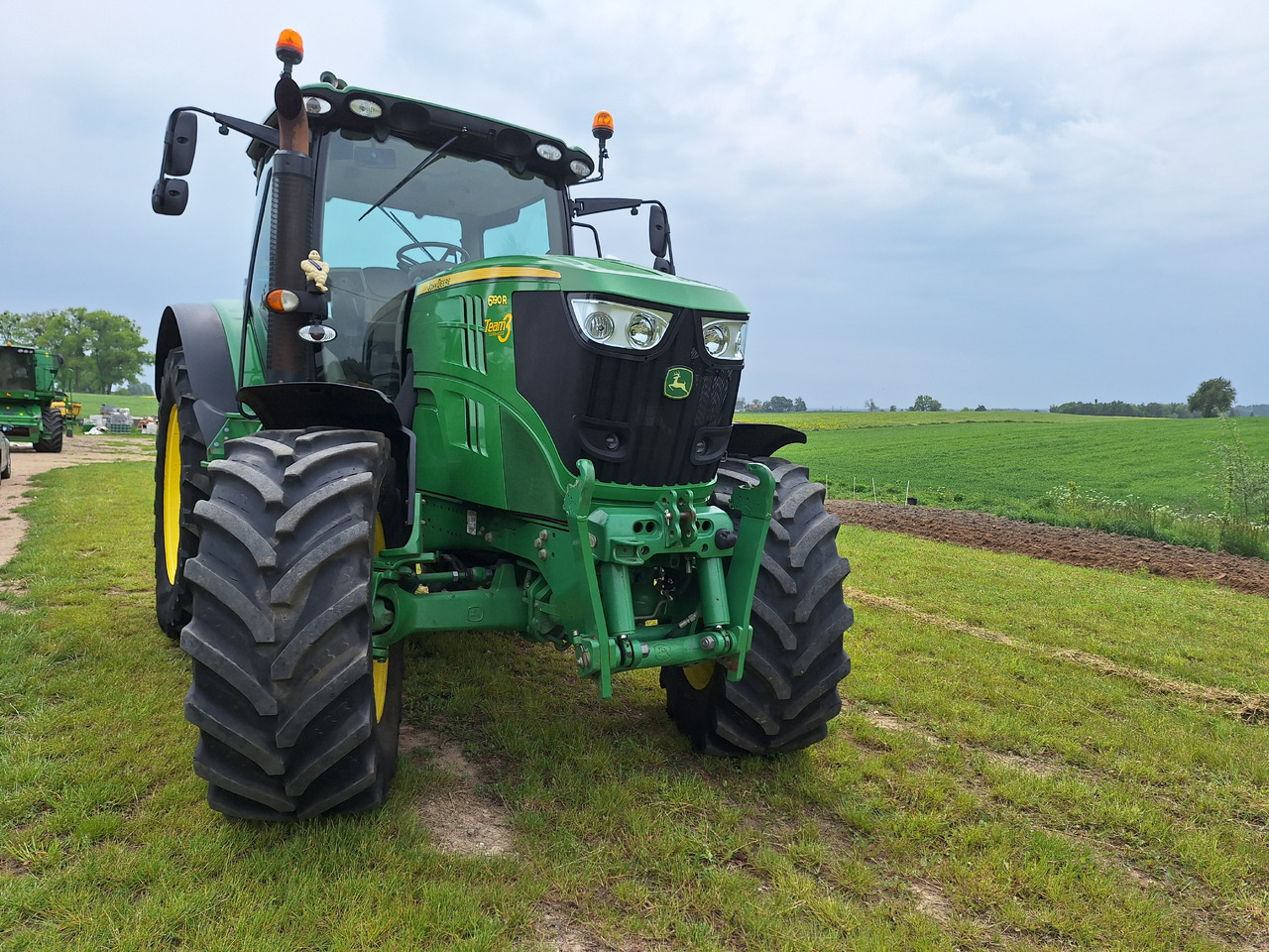John Deere 6190R - Máy cày: hình 4 John Deere 6190R - Máy cày: hình 4