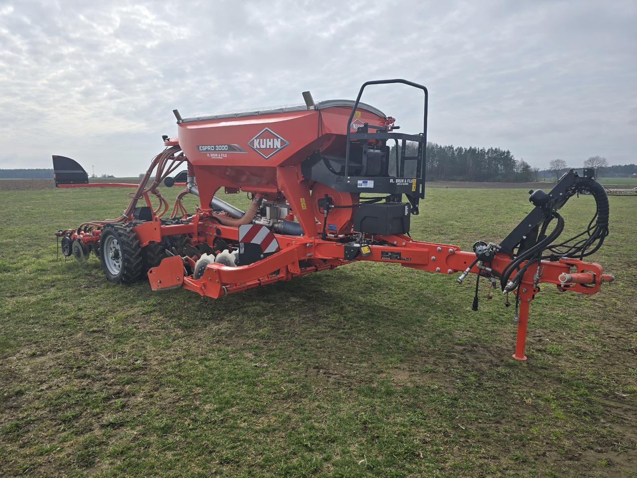 KUHN ESPRO 3000 VFB - Máy gieo hạt liên hợp: hình 3 KUHN ESPRO 3000 VFB - Máy gieo hạt liên hợp: hình 3