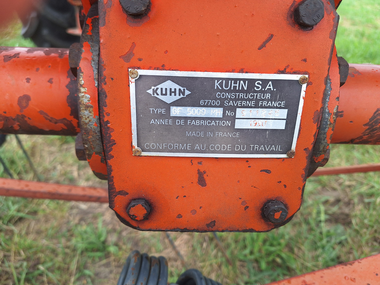 KUHN GF5000MH - Dàn trải/ Cào: hình 4 KUHN GF5000MH - Dàn trải/ Cào: hình 4