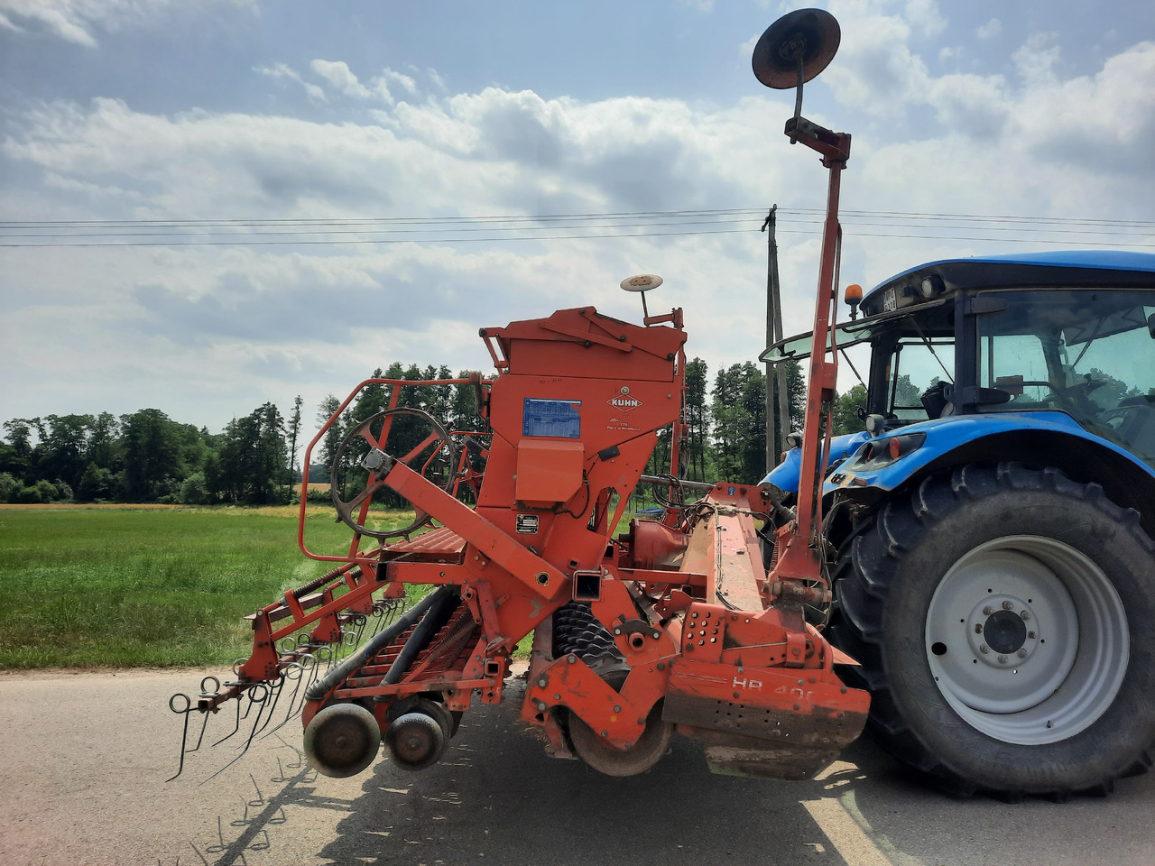 KUHN HR4003D INTEGRA 4000 - Máy gieo hạt liên hợp: hình 1 KUHN HR4003D INTEGRA 4000 - Máy gieo hạt liên hợp: hình 1