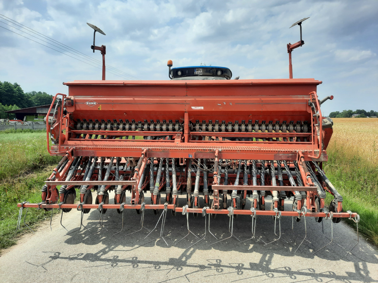 KUHN HR4003D INTEGRA 4000 - Máy gieo hạt liên hợp: hình 3 KUHN HR4003D INTEGRA 4000 - Máy gieo hạt liên hợp: hình 3