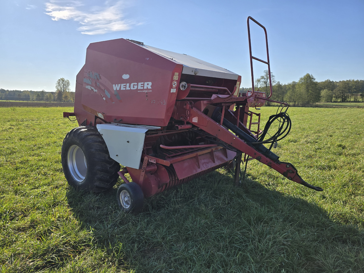 LELY WELGER RP 235 - Máy đóng kiện tròn: hình 1 LELY WELGER RP 235 - Máy đóng kiện tròn: hình 1
