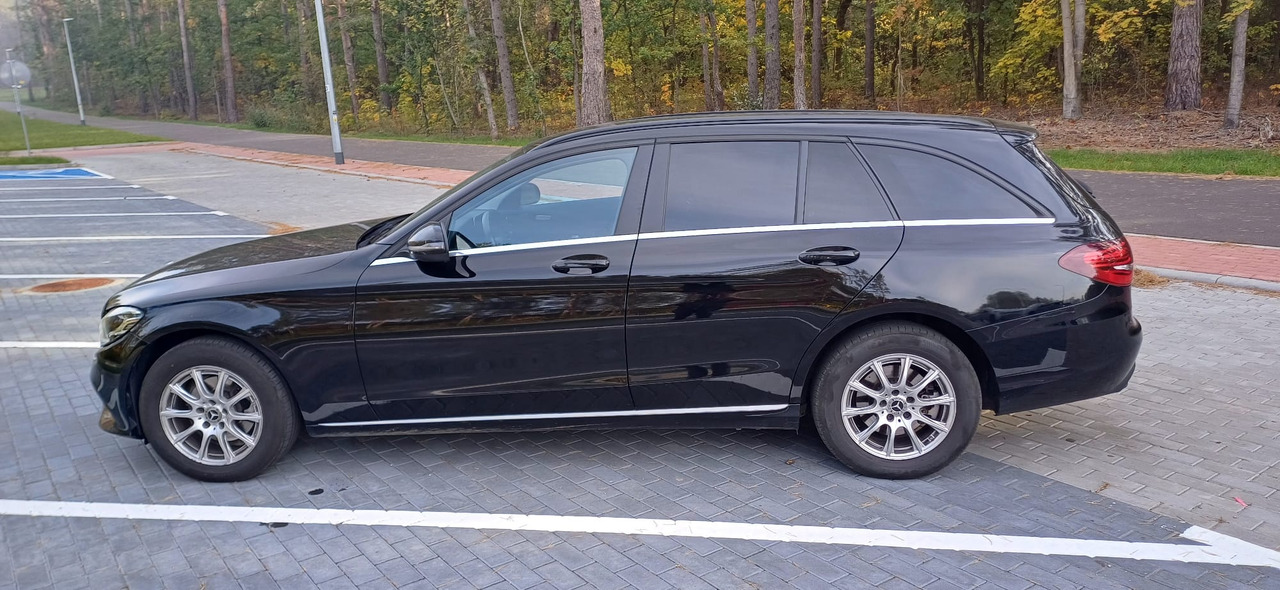 MERCEDES-BENZ C 200 D (W205) - Xe hơi: hình 4 MERCEDES-BENZ C 200 D (W205) - Xe hơi: hình 4