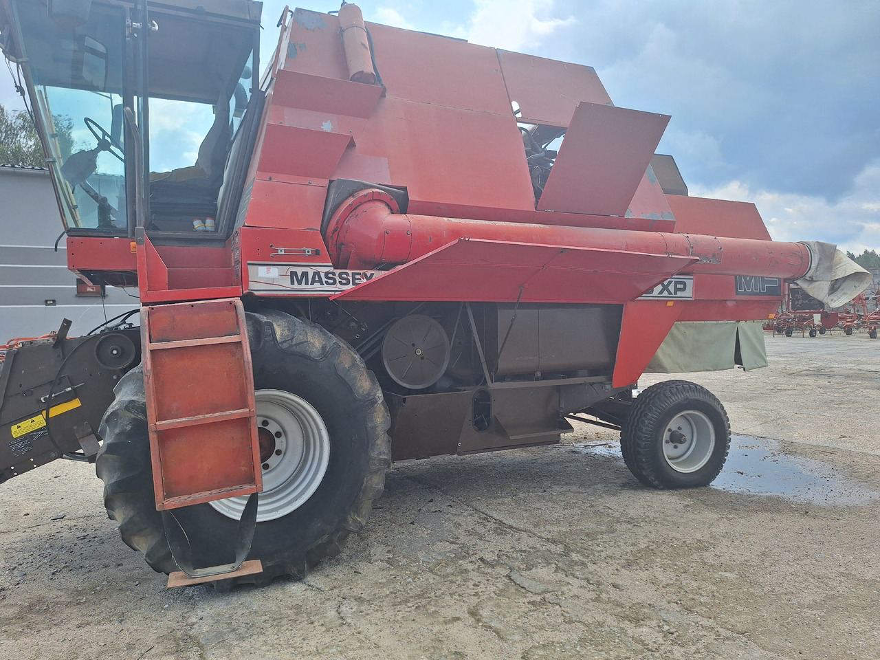 Massey Ferguson 29XP - Máy gặt đập: hình 3 Massey Ferguson 29XP - Máy gặt đập: hình 3