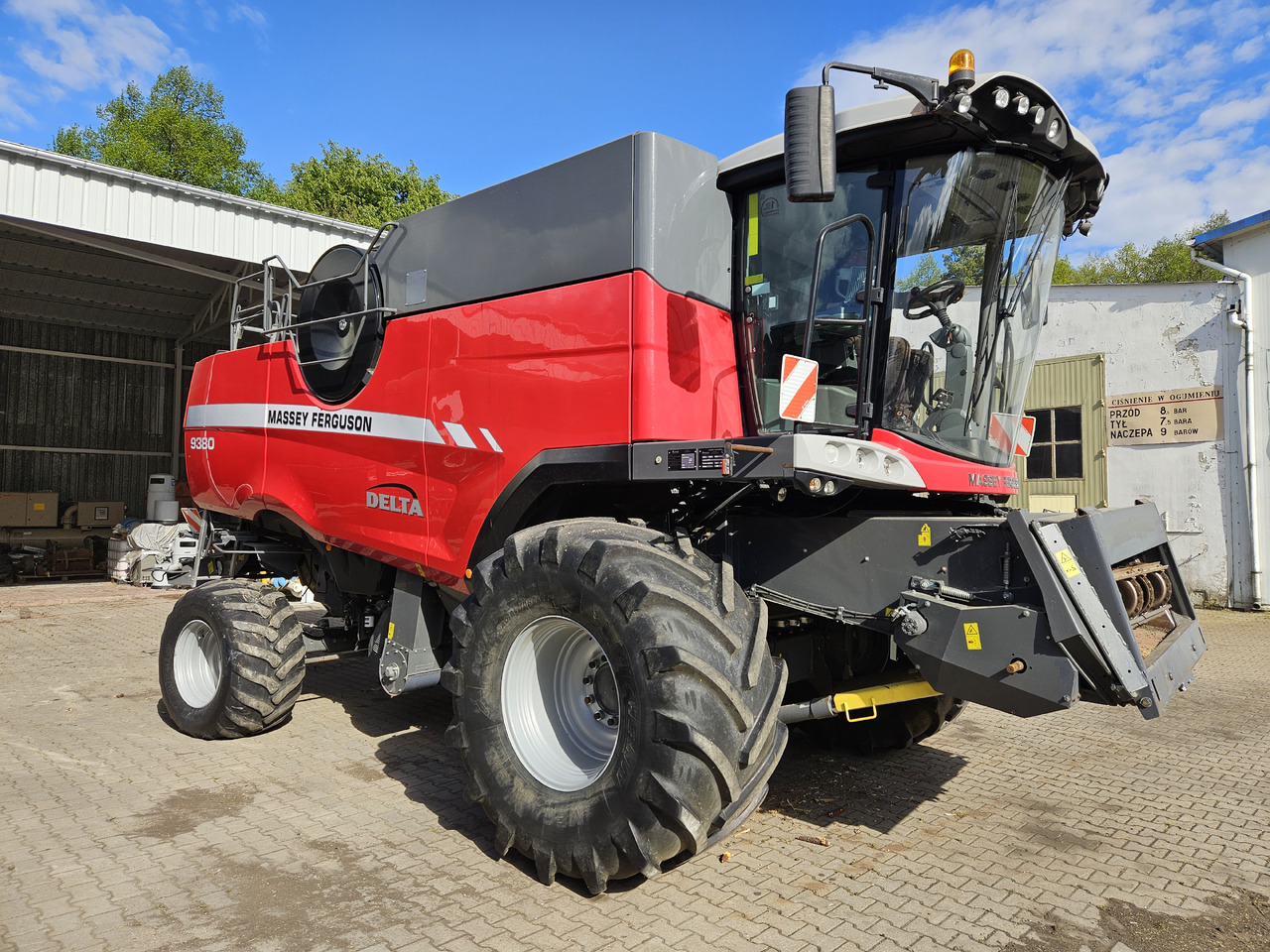Massey Ferguson Delta 9380 - Máy gặt đập: hình 1 Massey Ferguson Delta 9380 - Máy gặt đập: hình 1