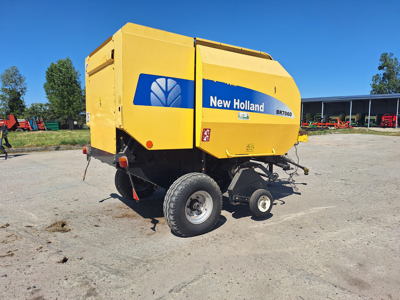 NEW HOLLAND BR7060 - Máy đóng kiện tròn: hình 1 NEW HOLLAND BR7060 - Máy đóng kiện tròn: hình 1